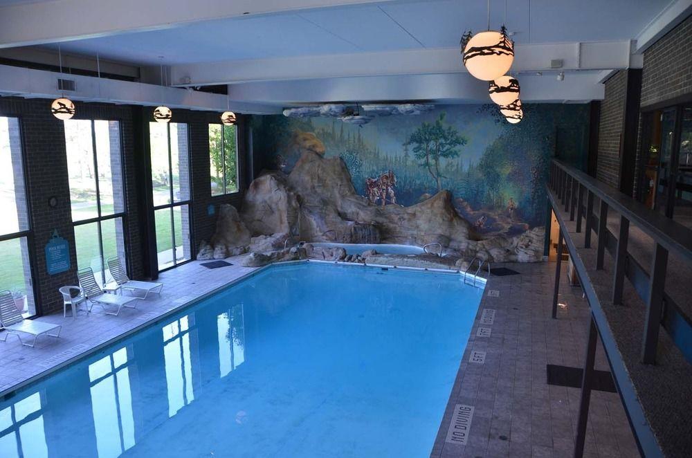 The Lodge at Sawmill Creek Resort