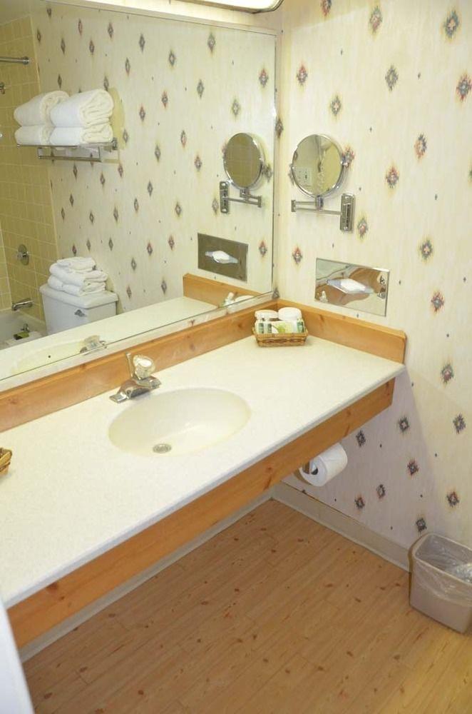 The Lodge at Sawmill Creek Resort