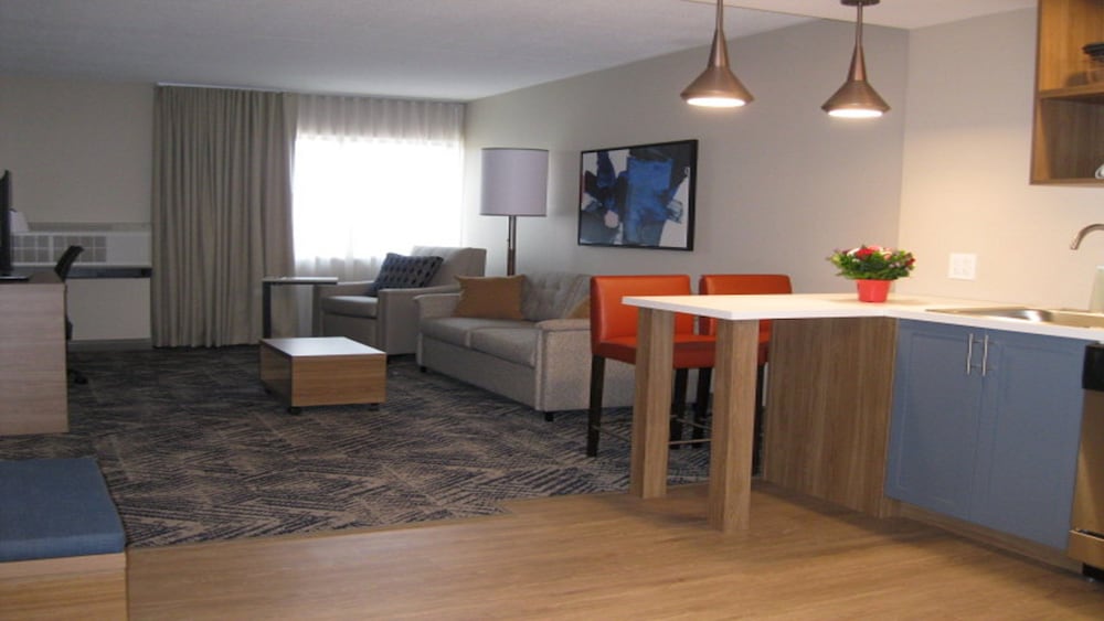 Candlewood Suites Cleveland South - Independence