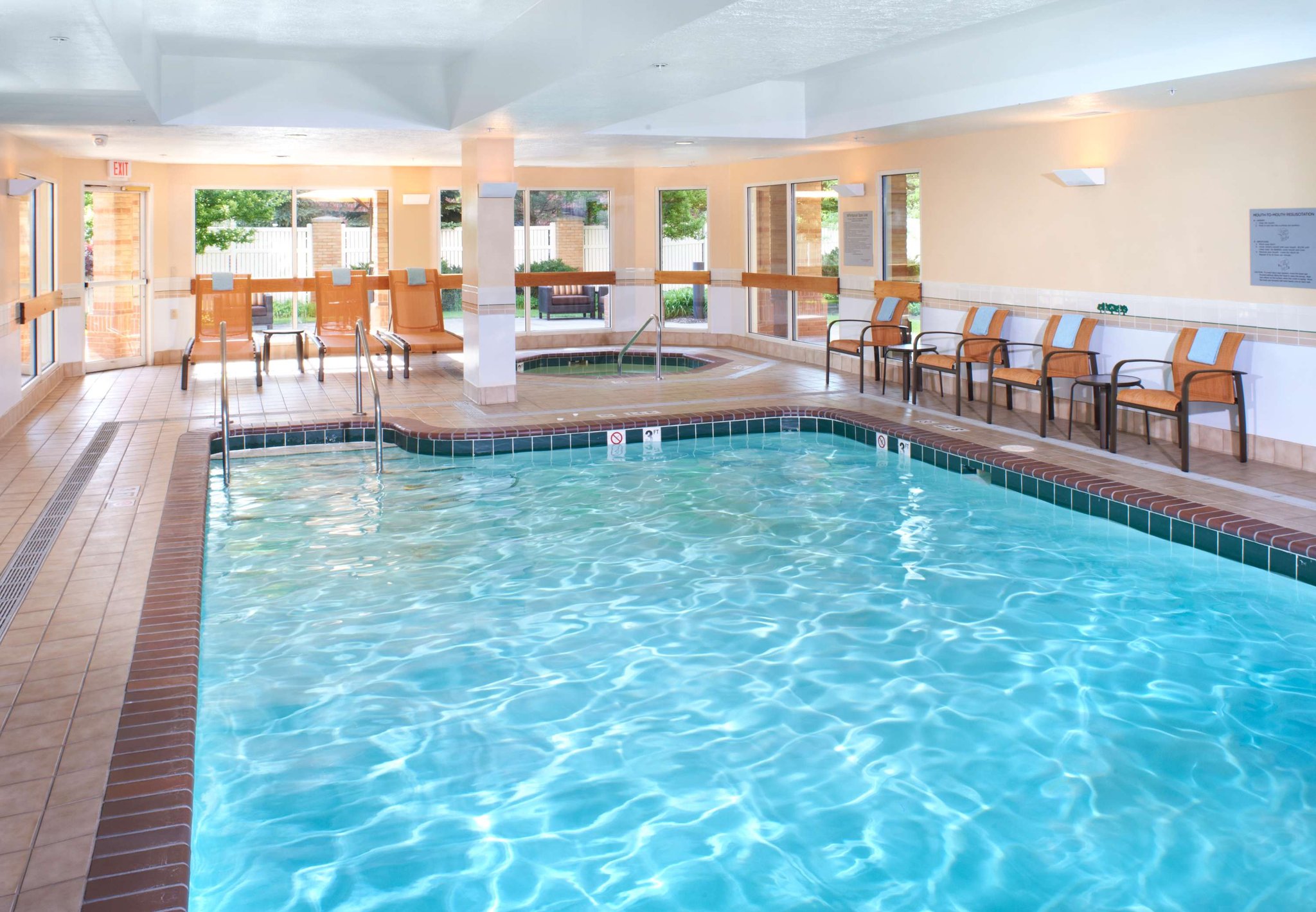 Courtyard Cleveland Independence