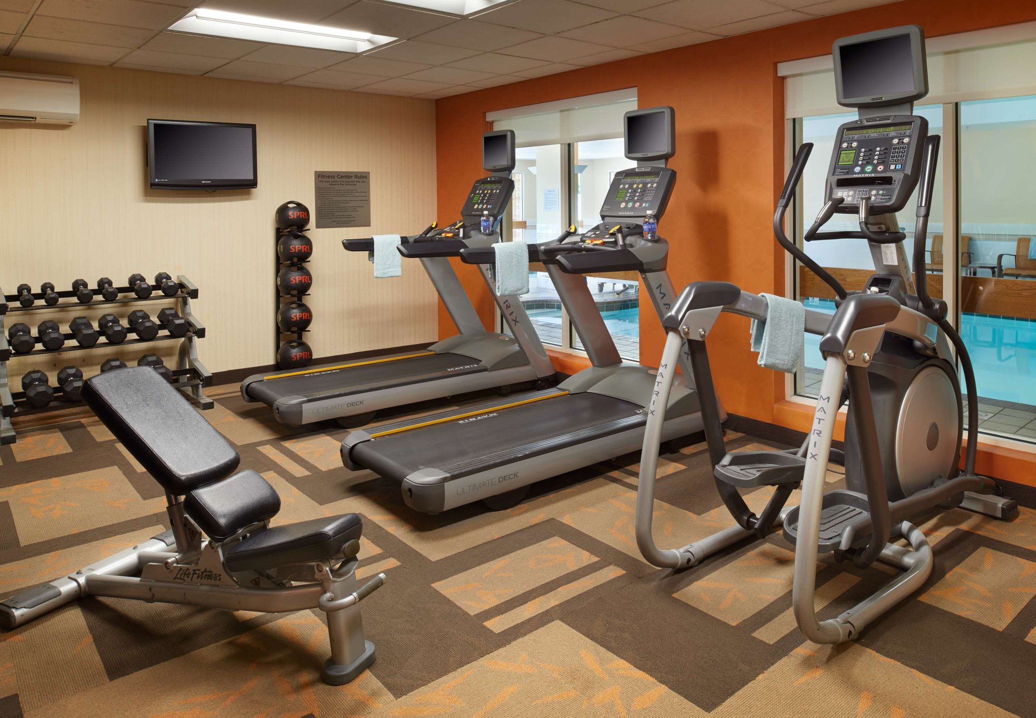 Courtyard Cleveland Independence