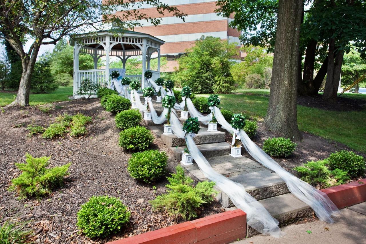 Ramada by Wyndham Cleveland Independence