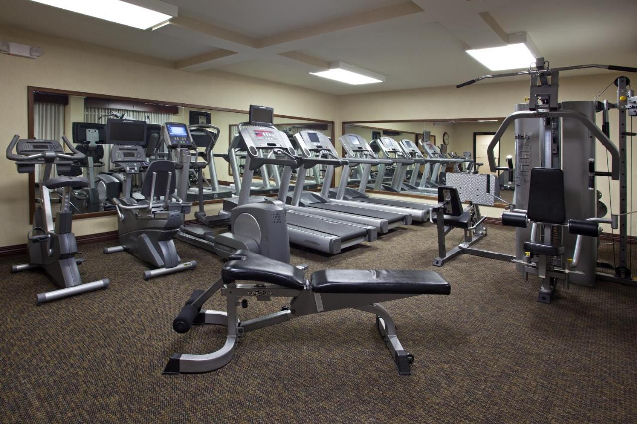 Ramada by Wyndham Cleveland Independence