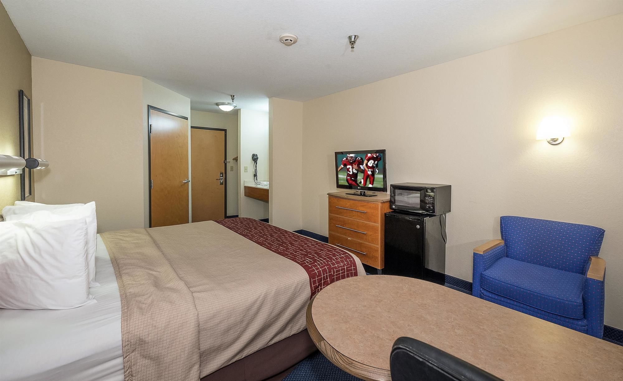 Red Roof Inn Jackson