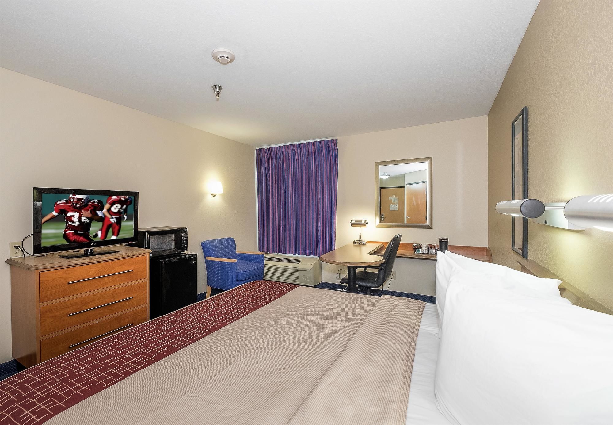 Red Roof Inn Jackson