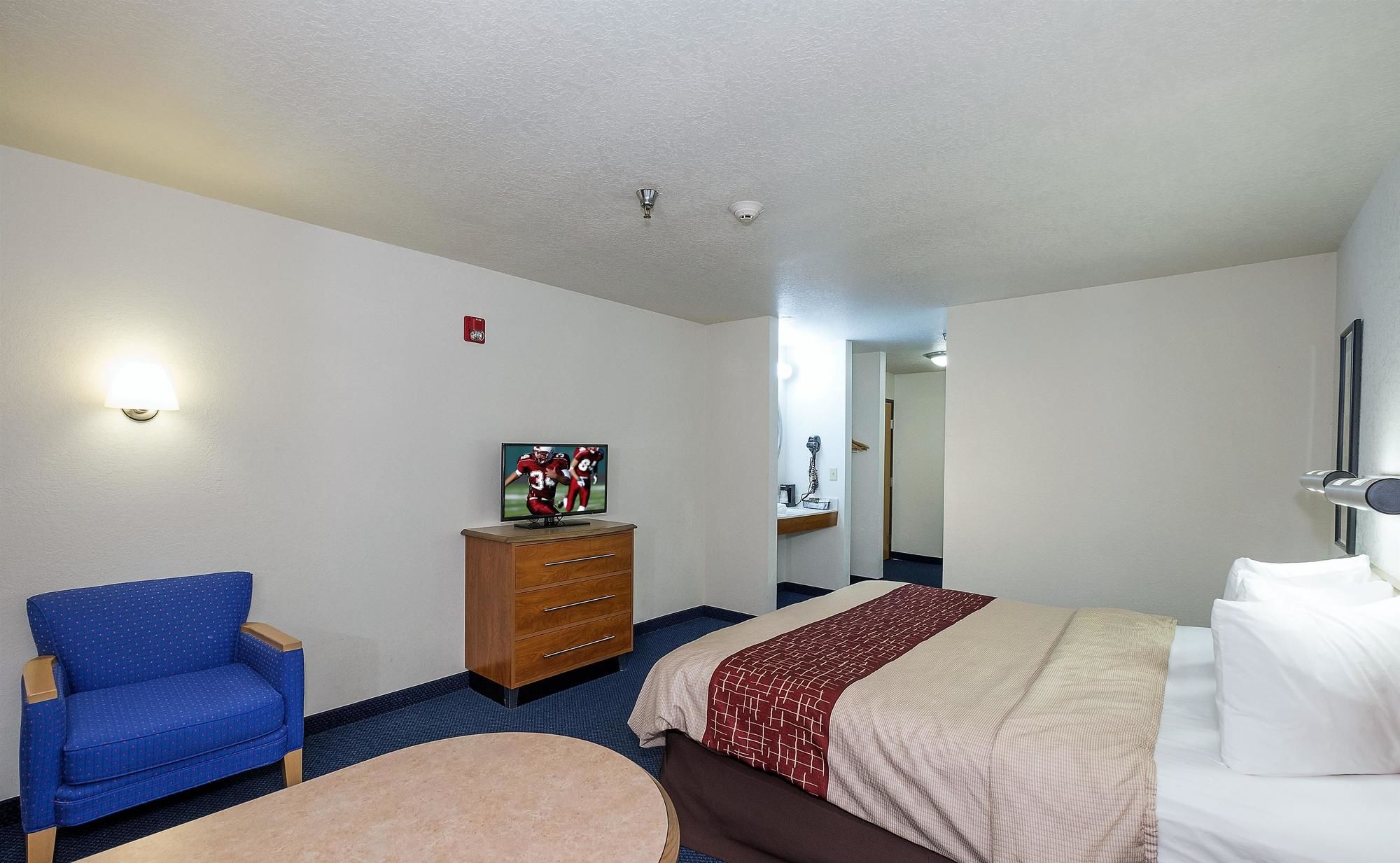 Red Roof Inn Jackson