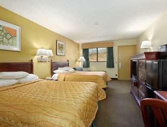 Days Inn by Wyndham Kent - Akron