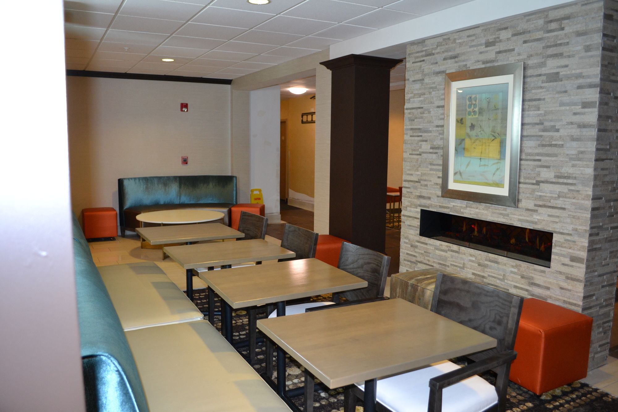 Holiday Inn Express & Suites Kent State University