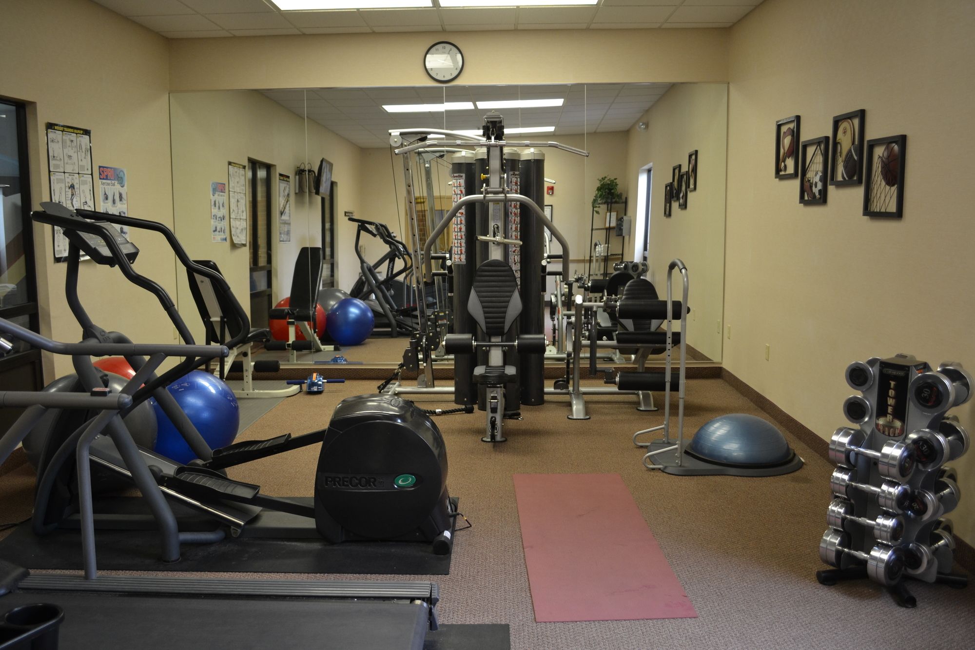 Holiday Inn Express & Suites Kent State University