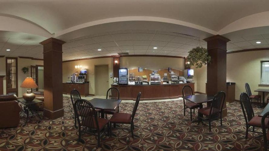 Holiday Inn Express & Suites Kent State University