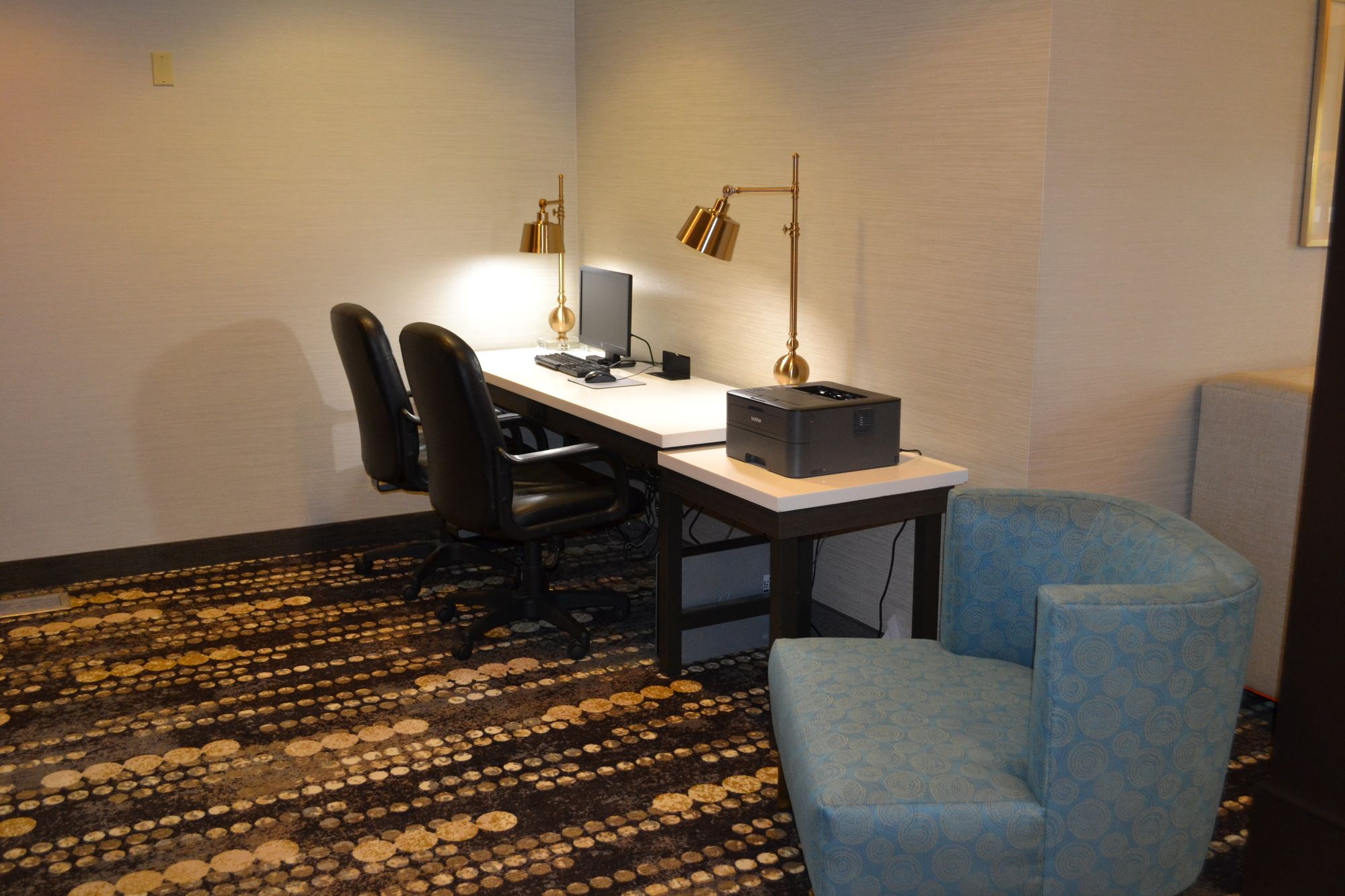 Holiday Inn Express & Suites Kent State University