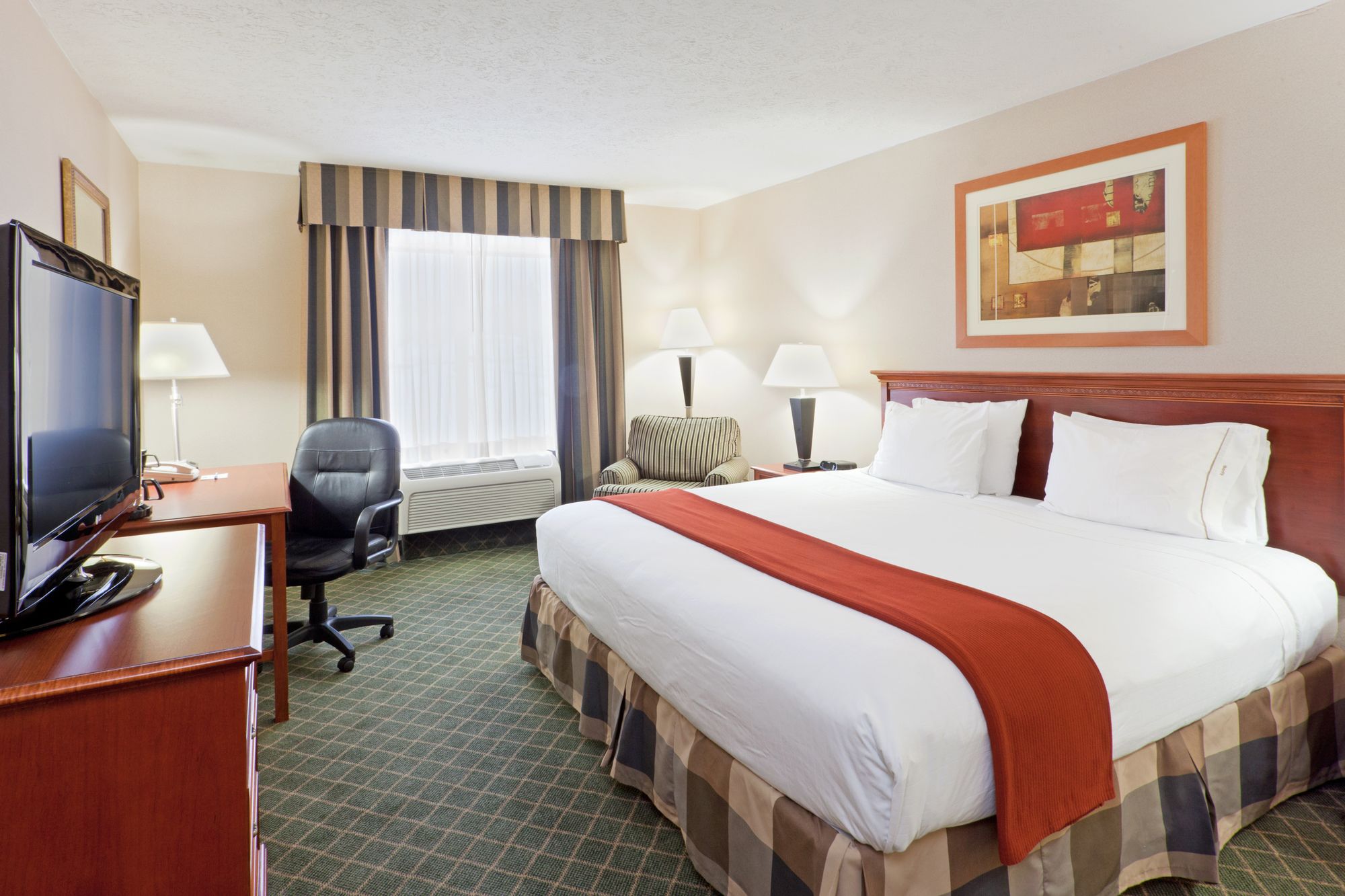 Holiday Inn Express & Suites Kent State University