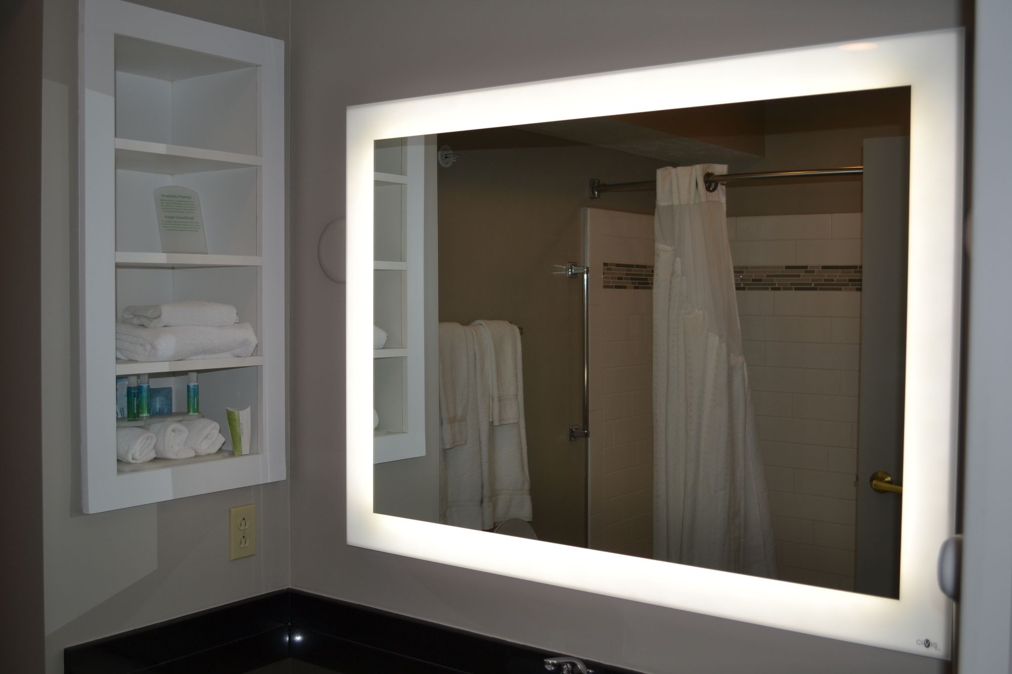 Holiday Inn Express & Suites Kent State University