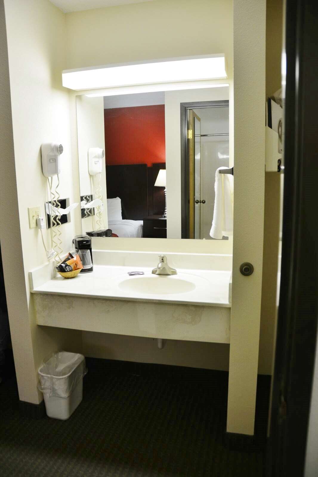 Country Hearth Inn & Suites Kenton