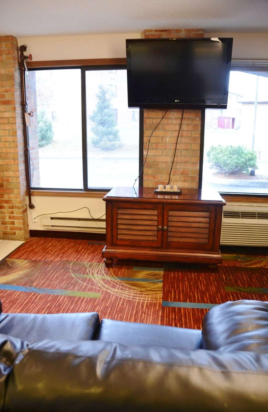 Country Hearth Inn & Suites Kenton