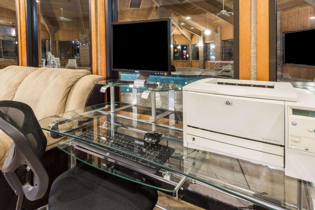 Baymont by Wyndham Lancaster