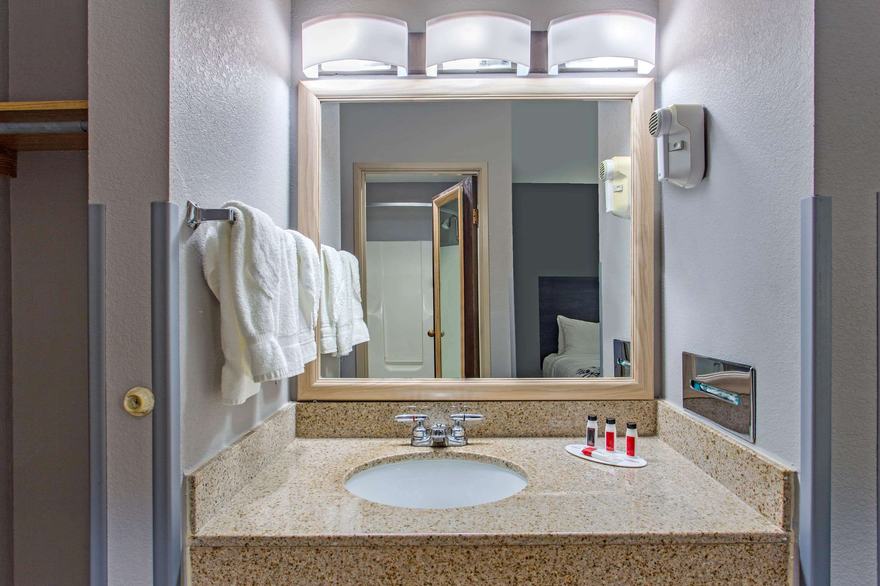 Baymont by Wyndham Lancaster