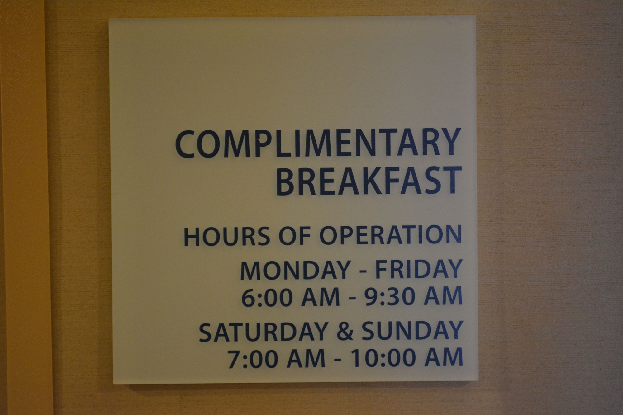 Holiday Inn Express & Suites Lancaster