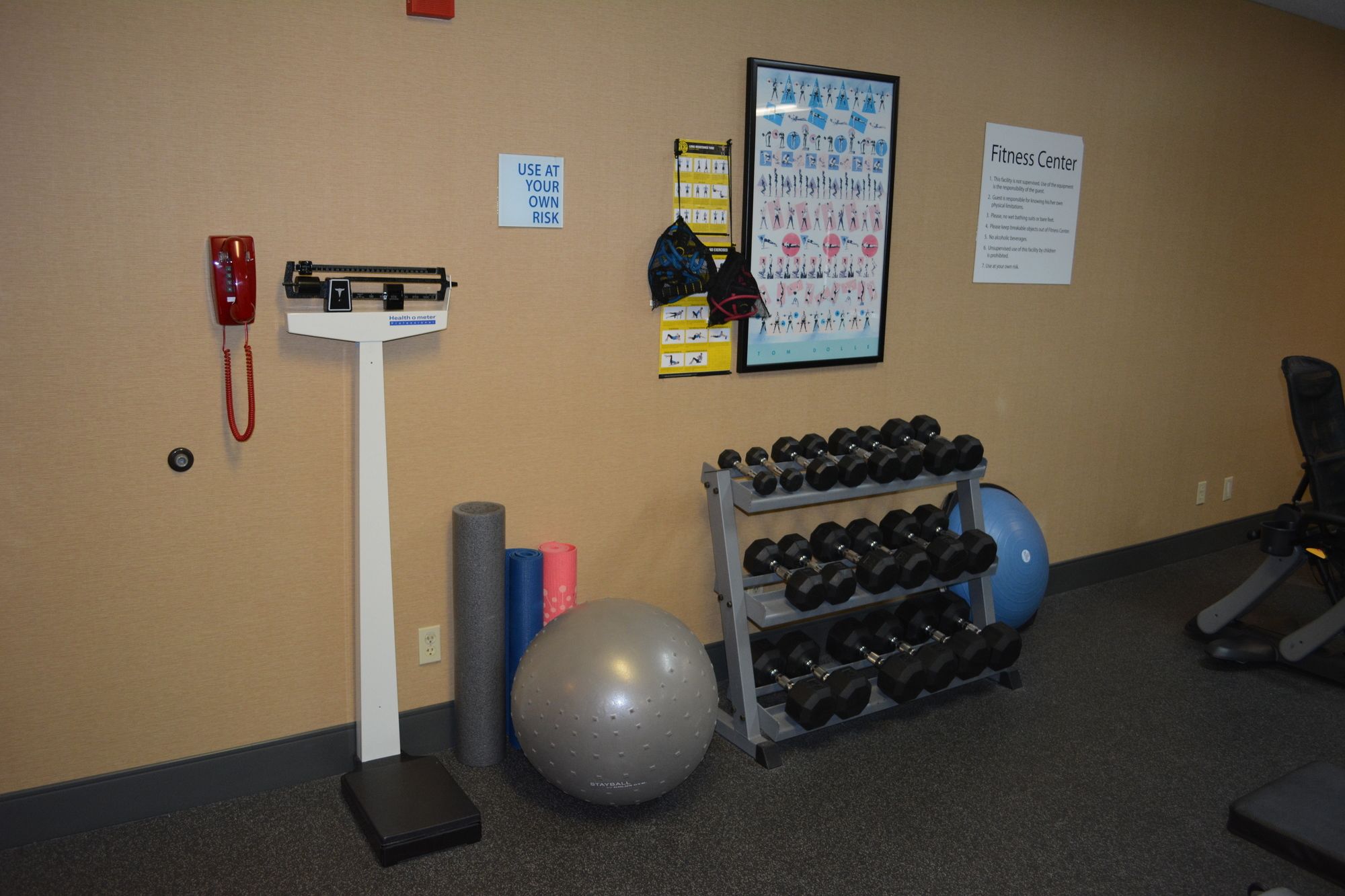 Holiday Inn Express & Suites Lancaster