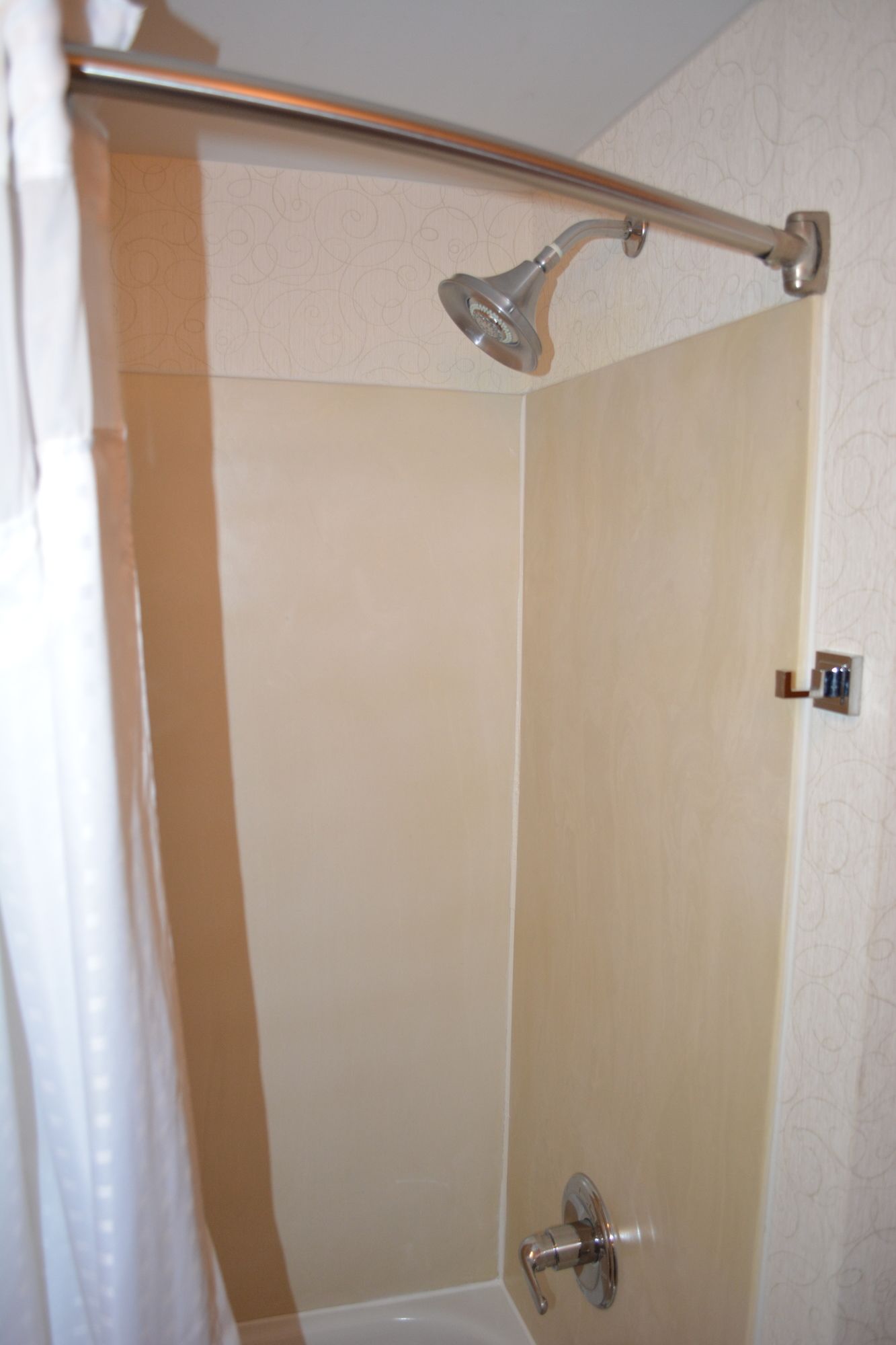 Holiday Inn Express & Suites Lancaster