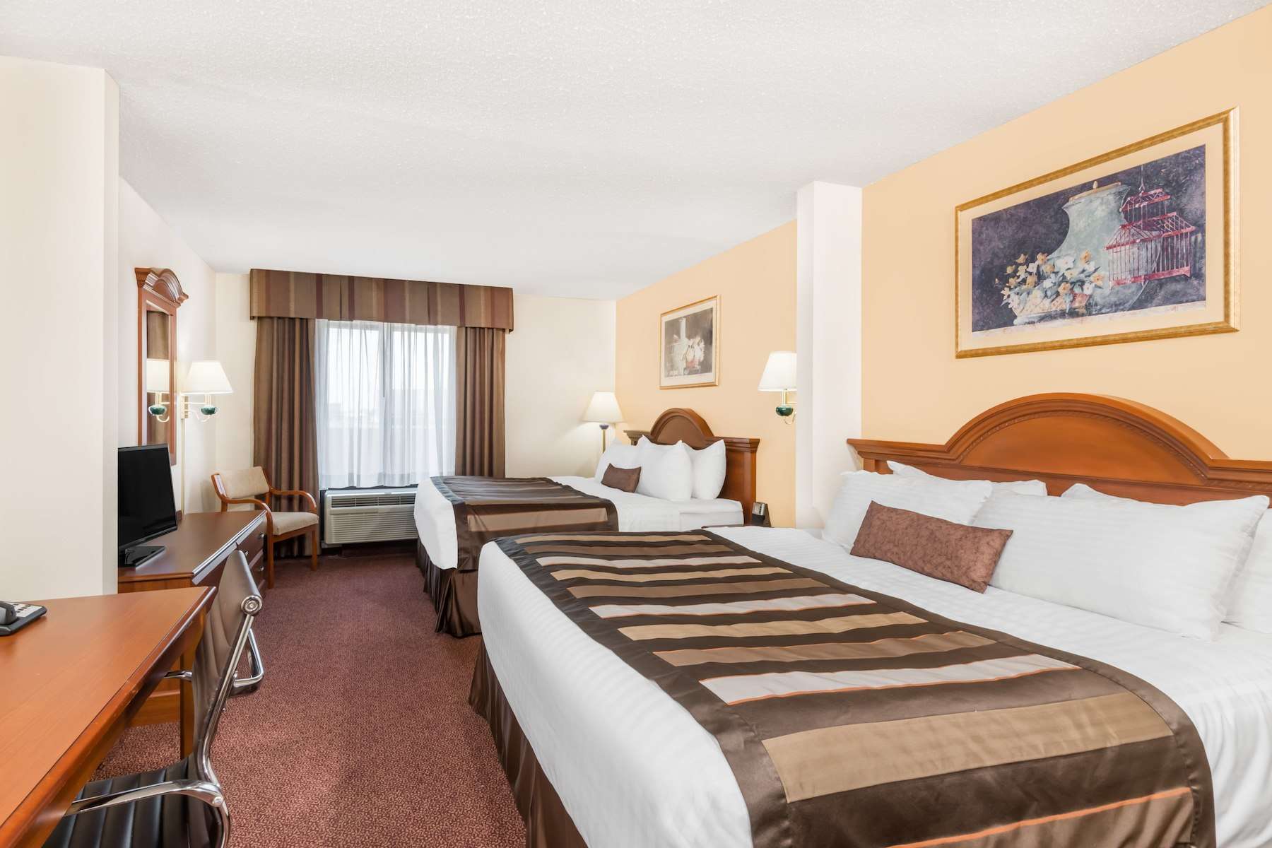 Wingate By Wyndham Lima Downtown