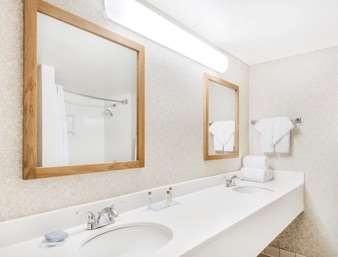 Wingate By Wyndham Lima Downtown