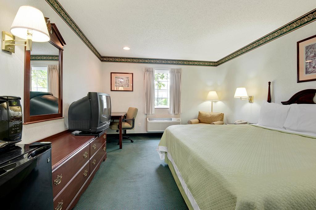 Days Inn by Wyndham Lisbon