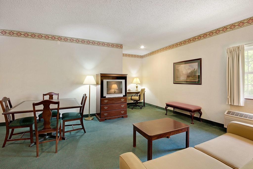 Days Inn by Wyndham Lisbon