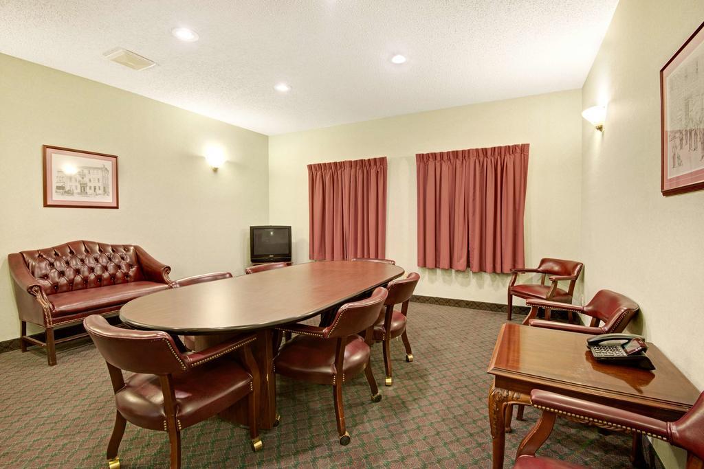 Days Inn by Wyndham Lisbon