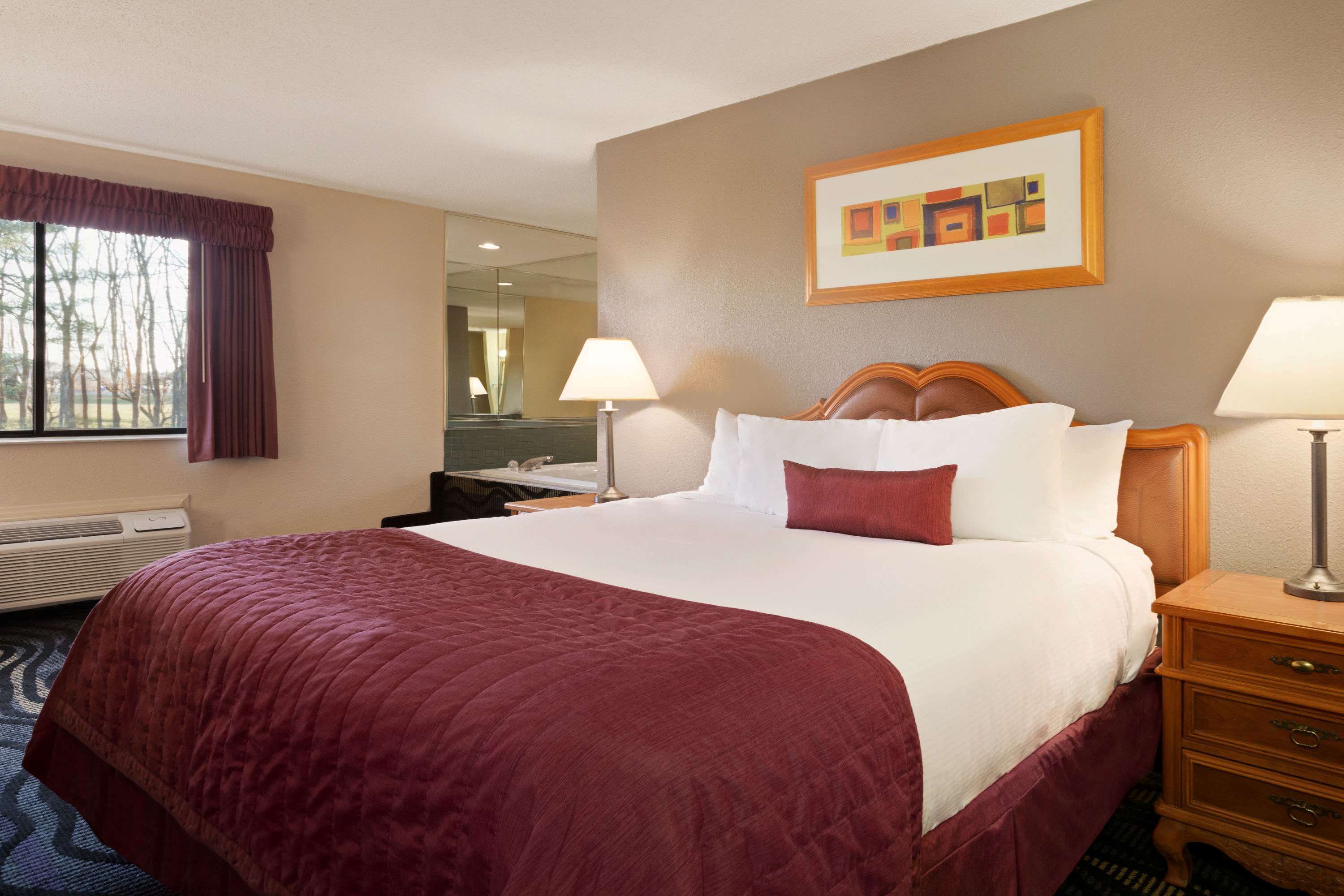 Baymont Inn & Suites Little Rock