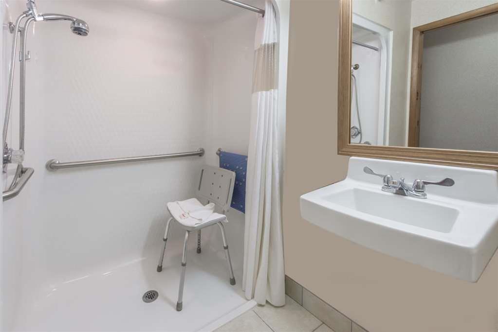 Baymont Inn & Suites Little Rock