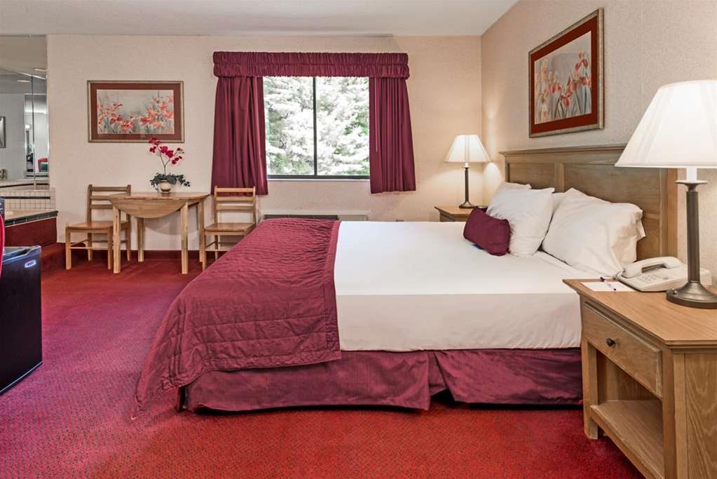 Baymont Inn & Suites Little Rock