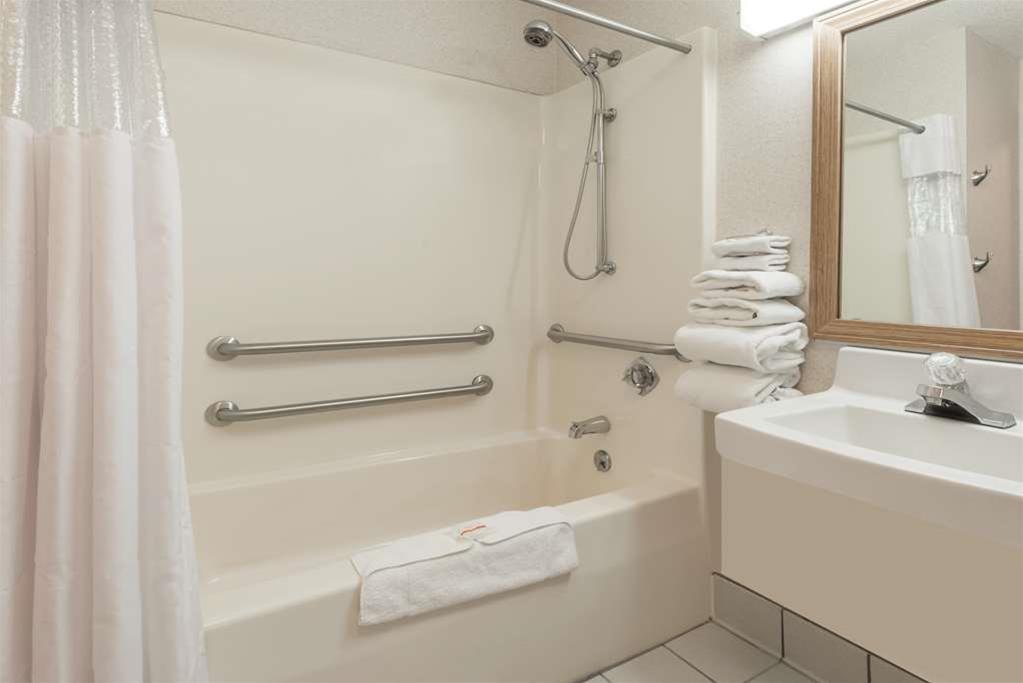 Baymont Inn & Suites Little Rock