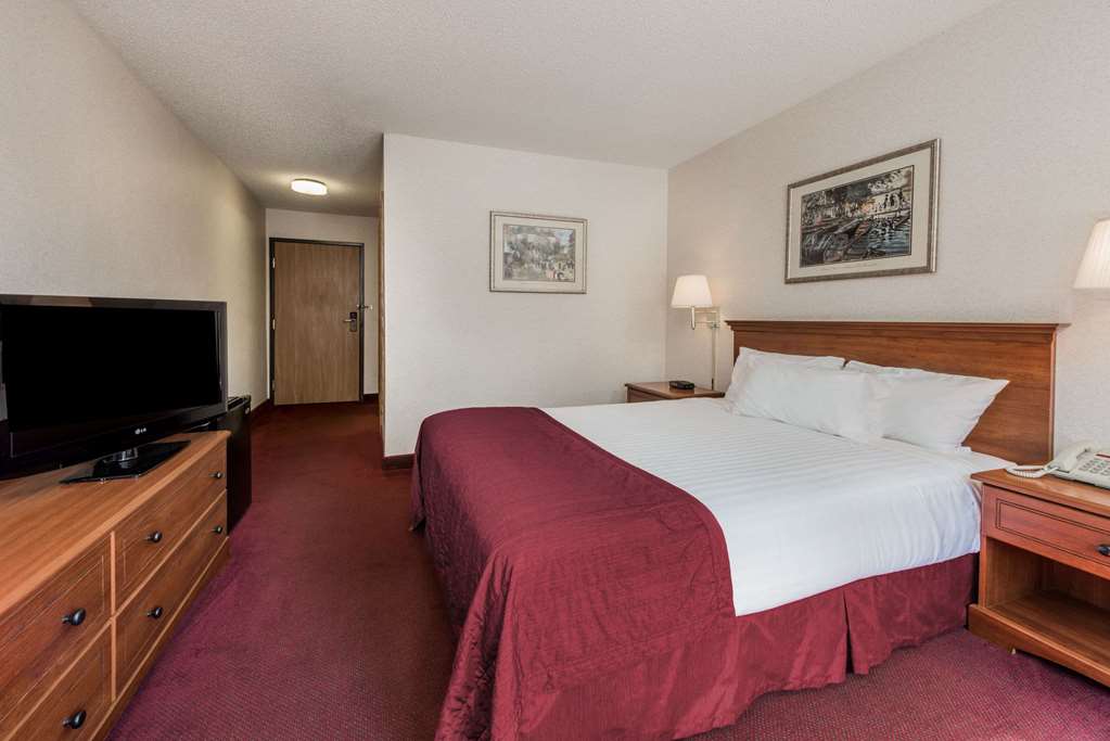 Baymont Inn & Suites Little Rock