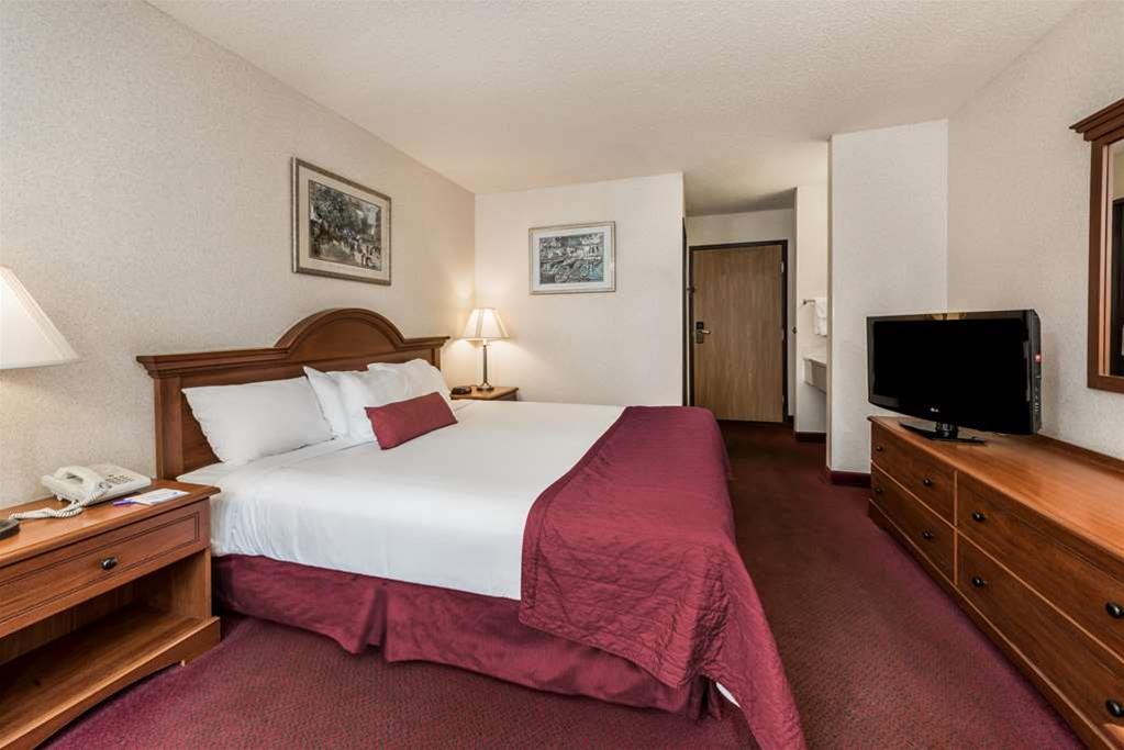 Baymont Inn & Suites Little Rock