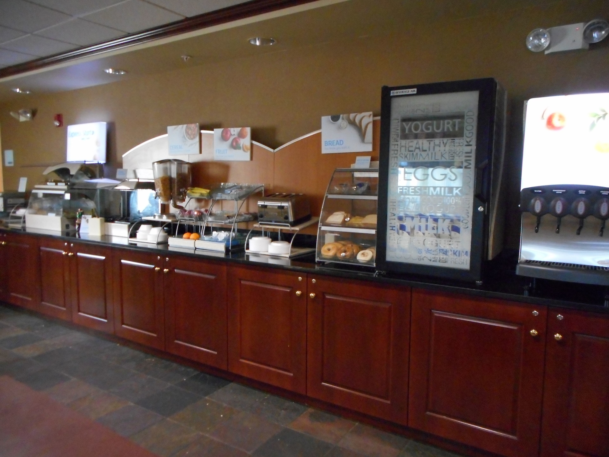 Holiday Inn Express Hocking Hills - Logan