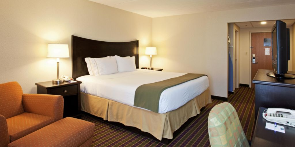 Holiday Inn Express London - I-70
