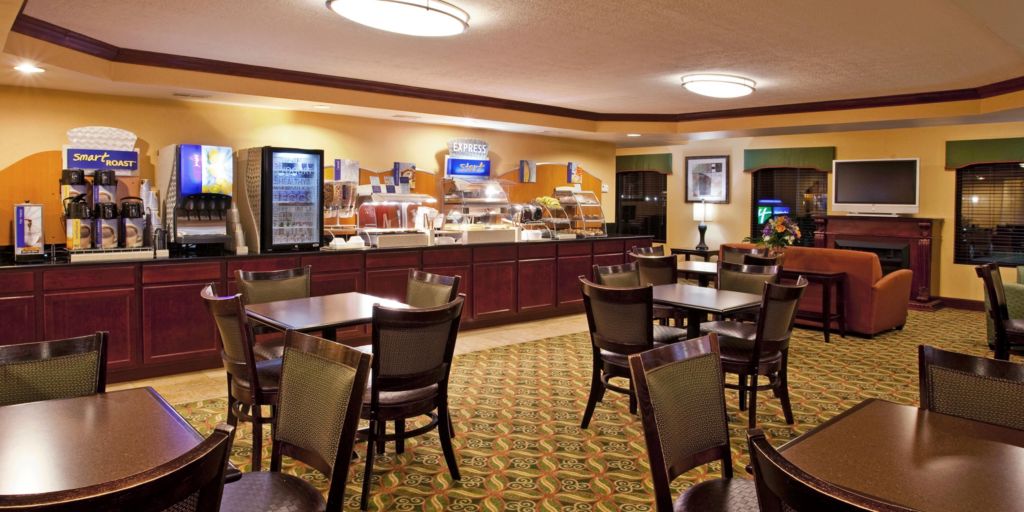 Holiday Inn Express London - I-70