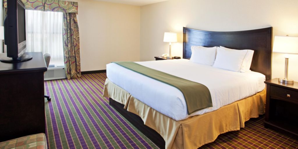 Holiday Inn Express London - I-70