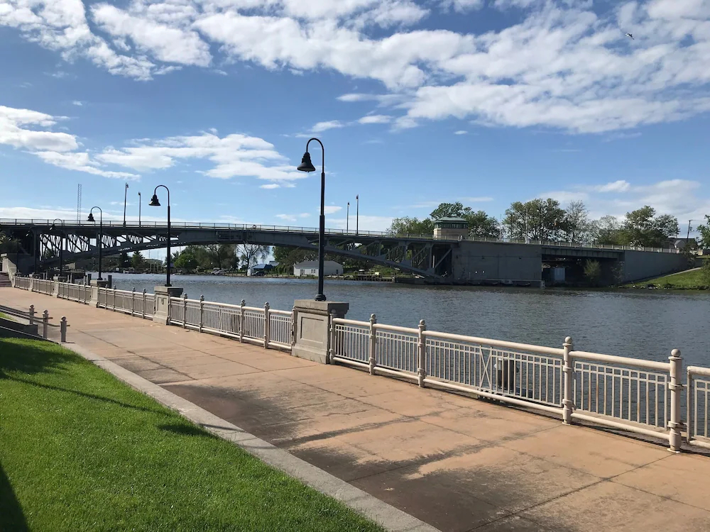 Ariel Broadway Hotel by Cobblestone