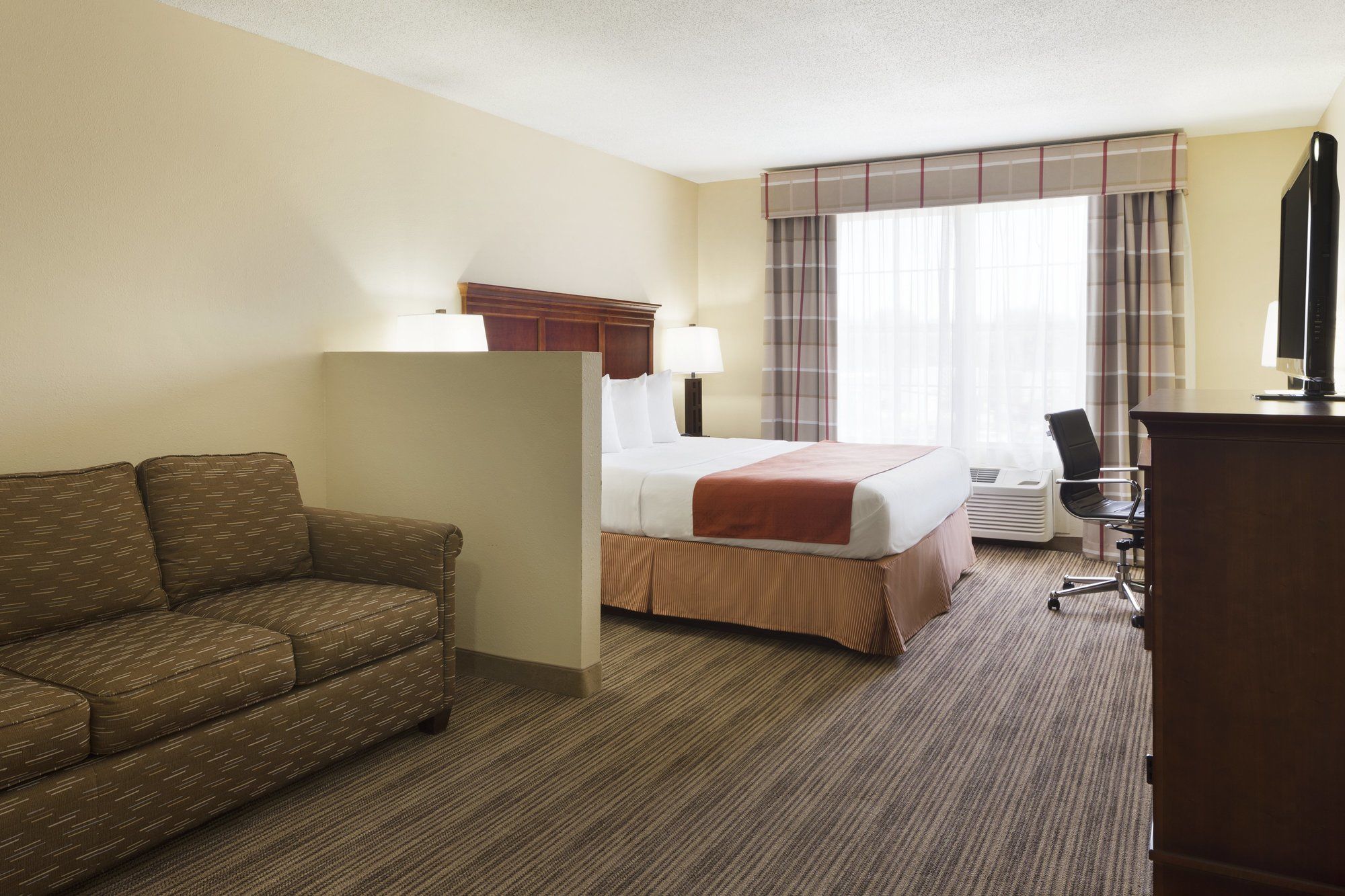 Country Inn & Suites by Radisson, Macedonia, OH