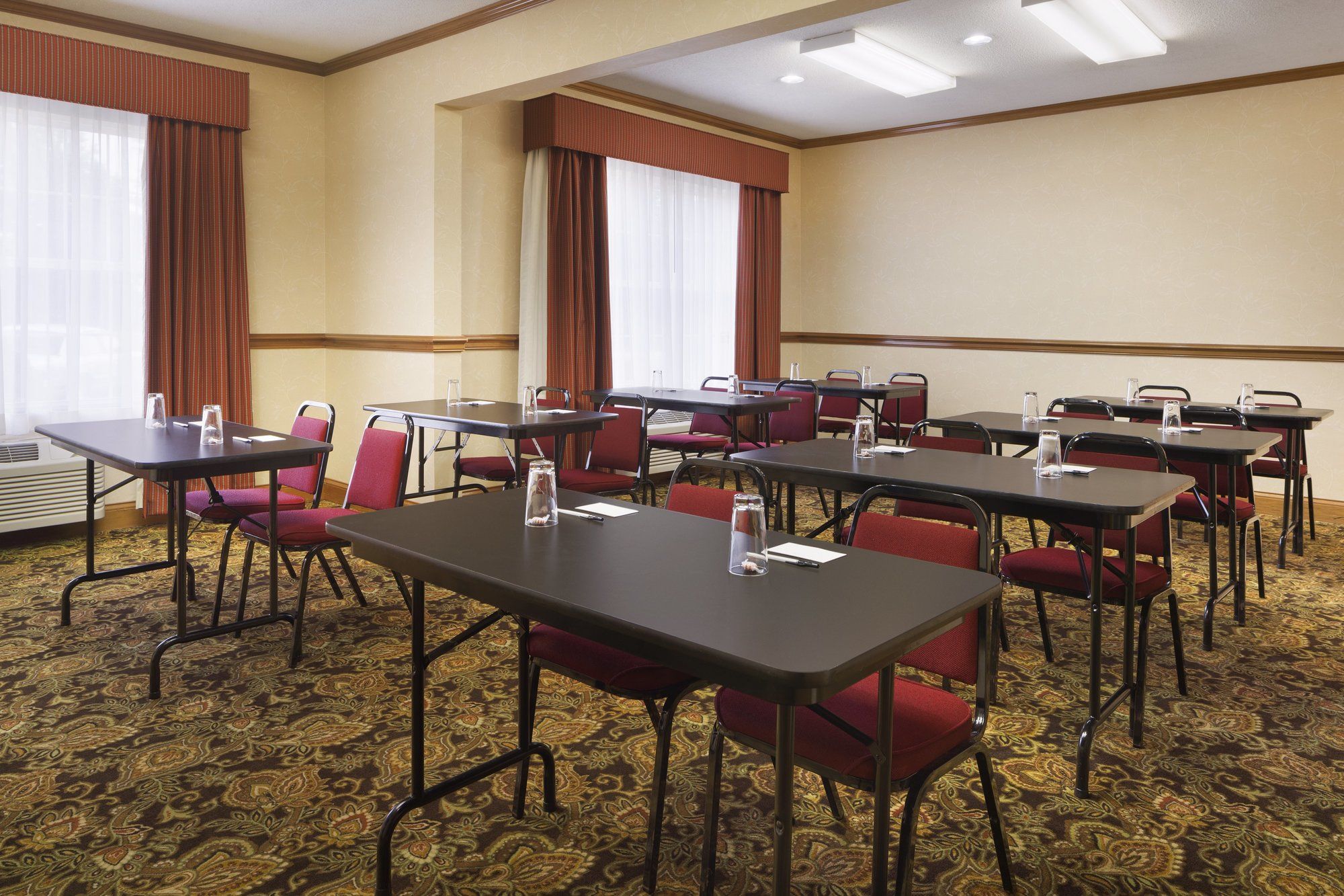 Country Inn & Suites by Radisson, Macedonia, OH