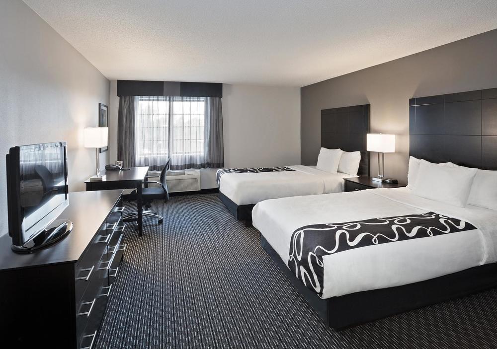 Knights Inn Macedonia