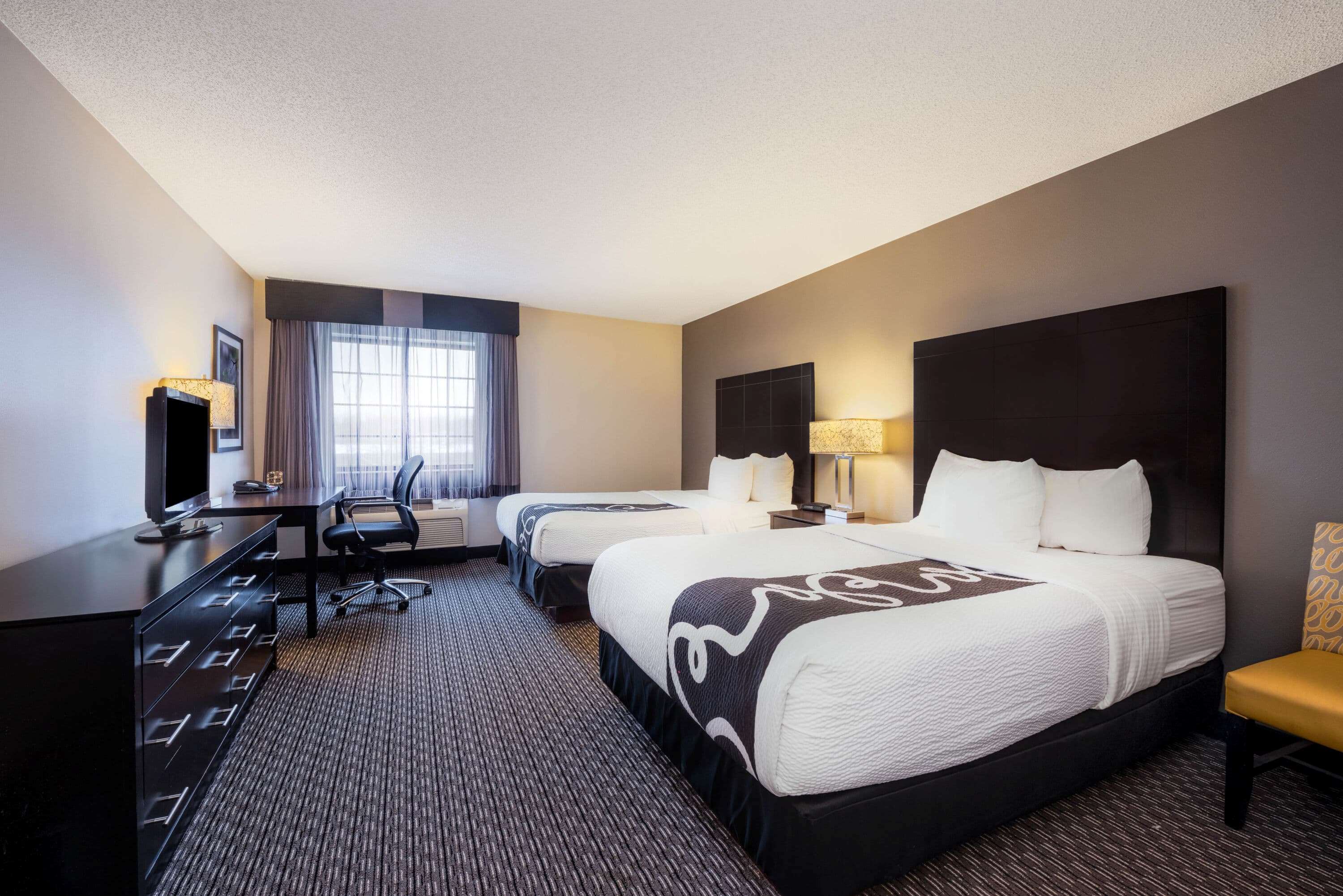 La Quinta Inn & Suites by Wyndham Cleveland Macedonia