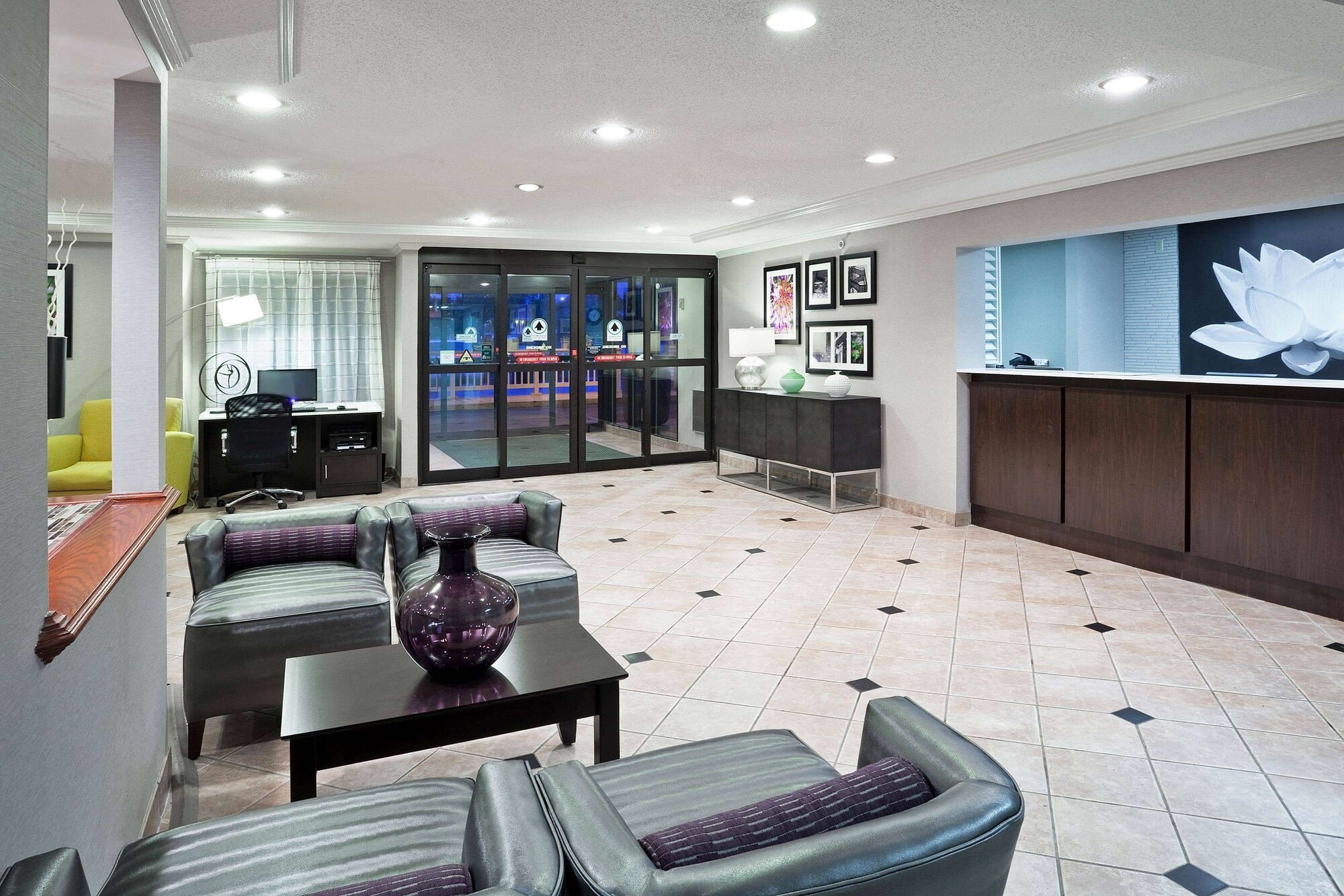 La Quinta Inn & Suites by Wyndham Cleveland Macedonia