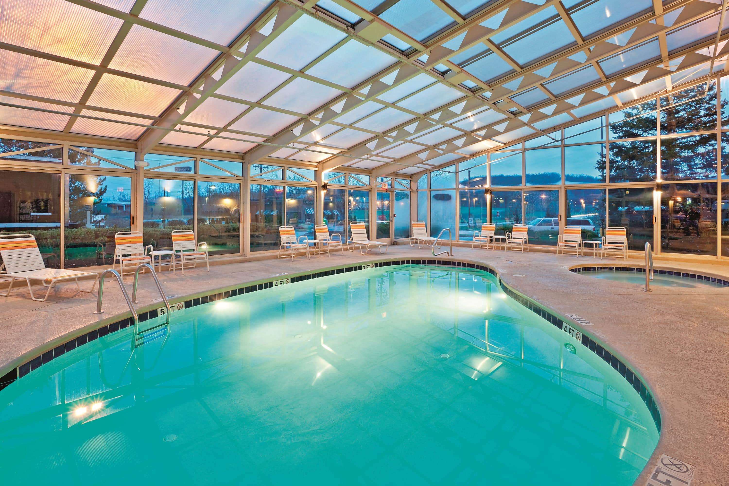 La Quinta Inn & Suites by Wyndham Mansfield OH