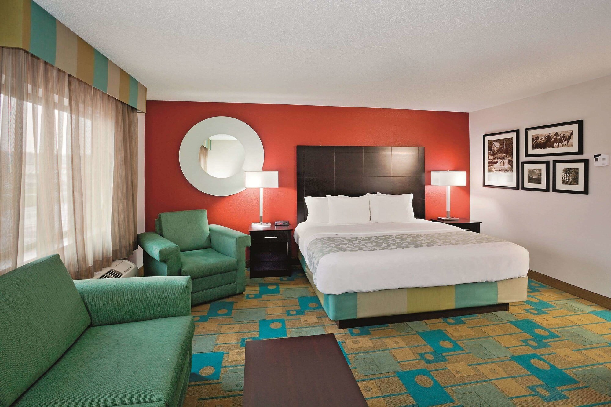 La Quinta Inn & Suites by Wyndham Mansfield OH