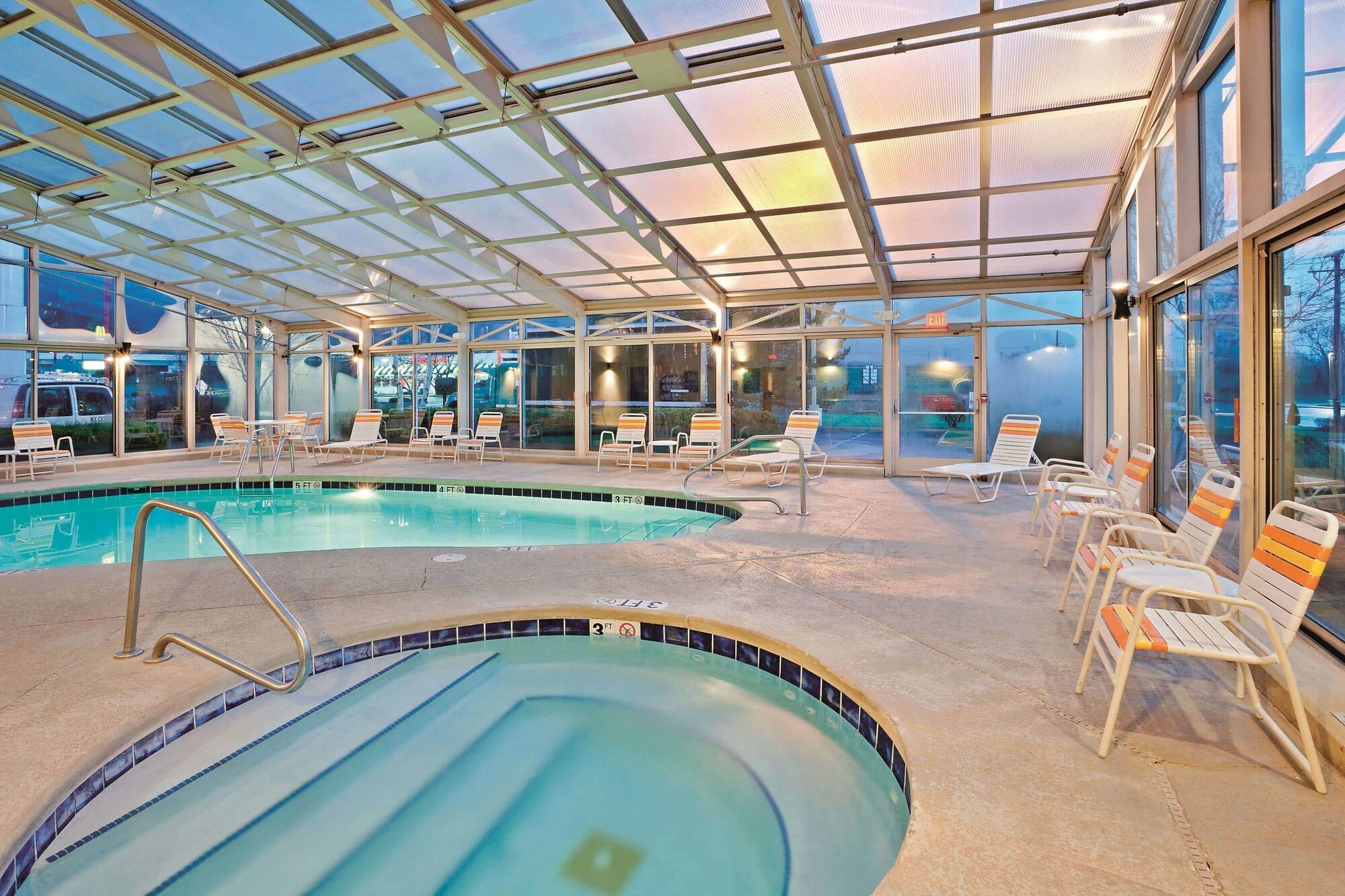 La Quinta Inn & Suites by Wyndham Mansfield OH