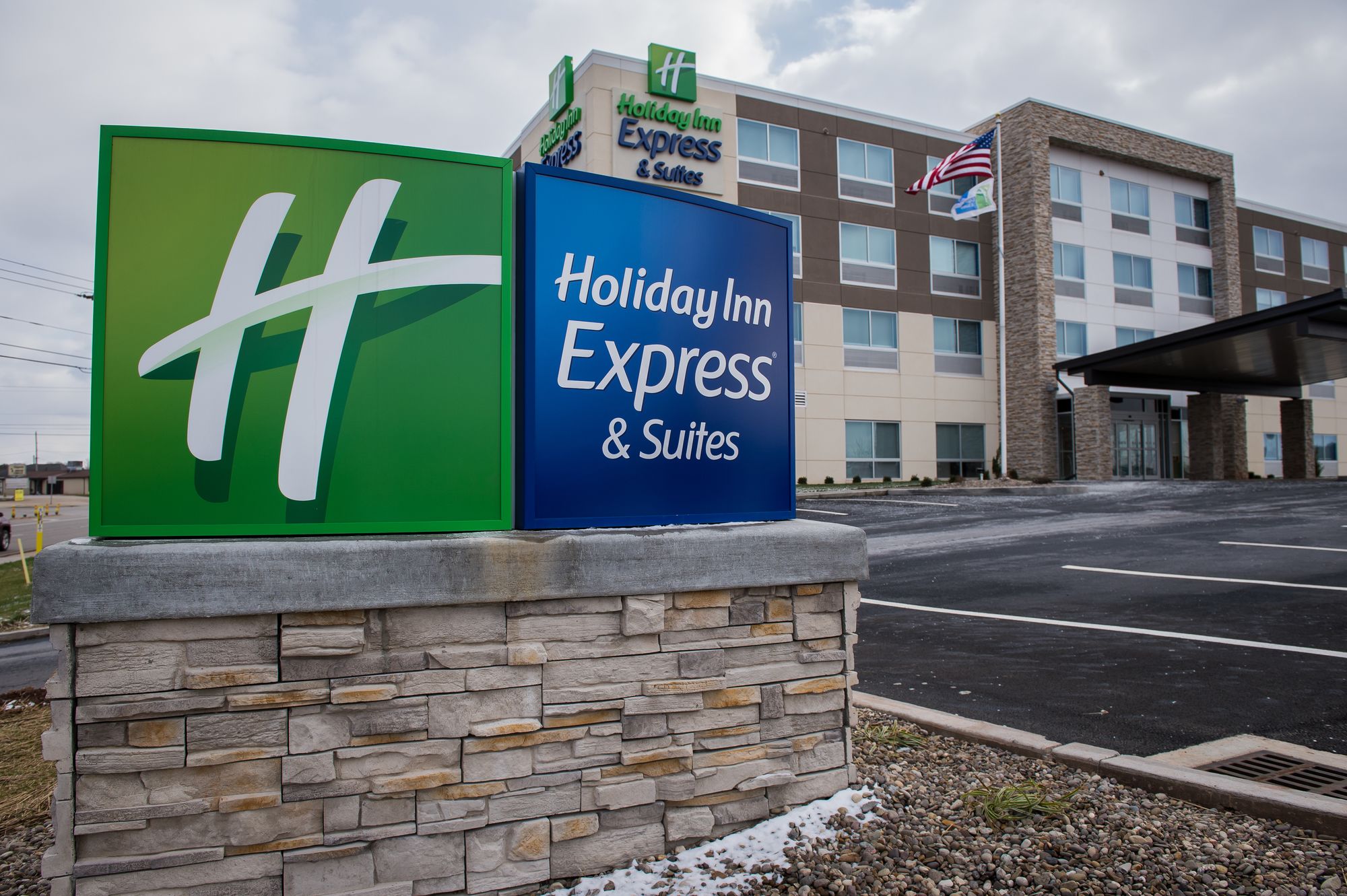 Holiday Inn Express & Suites Marietta