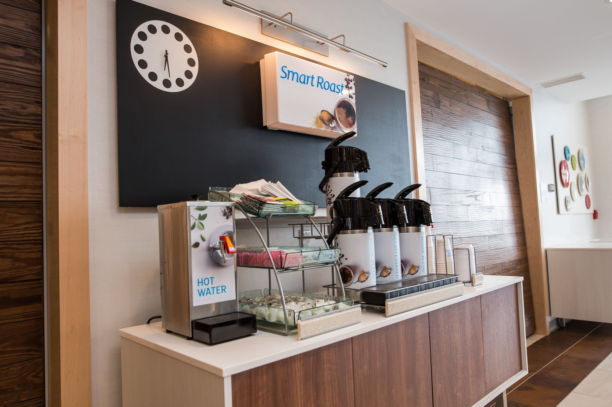 Holiday Inn Express & Suites Marietta